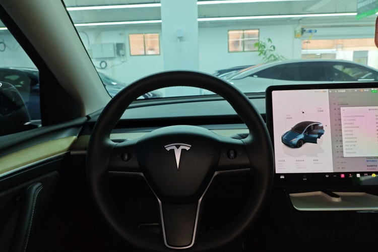 特斯拉 Model Y 2022款 改款 长续航全轮驱动版局部细节13