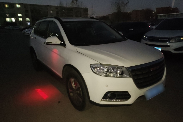 哈弗H6 2014款 运动版 2.4L 自动精英型车身外观3