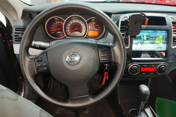 日产 轩逸 2019款 经典 1.6XE+ CVT智联领先版中控内饰13