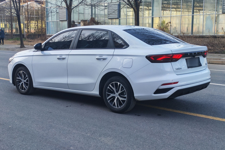 吉利汽车 帝豪 2026款 第4代 400万纪念款 1.5L 手动超越型车身外观6006