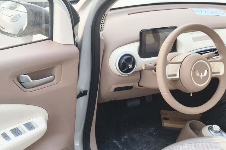 五菱汽车 宏光MINIEV 2025款 四门版 进阶款中控内饰20