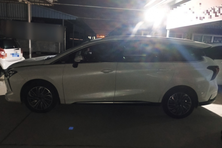 东风风行 风行游艇 2022款 1.5T DCT追风版车身外观6003