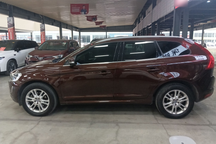 沃尔沃XC60 2016款 T5 智进版车身外观6003