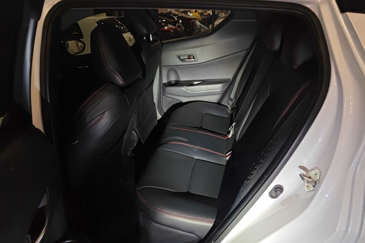 丰田 奕泽IZOA 2021款 2.0L 奕享版中控内饰21