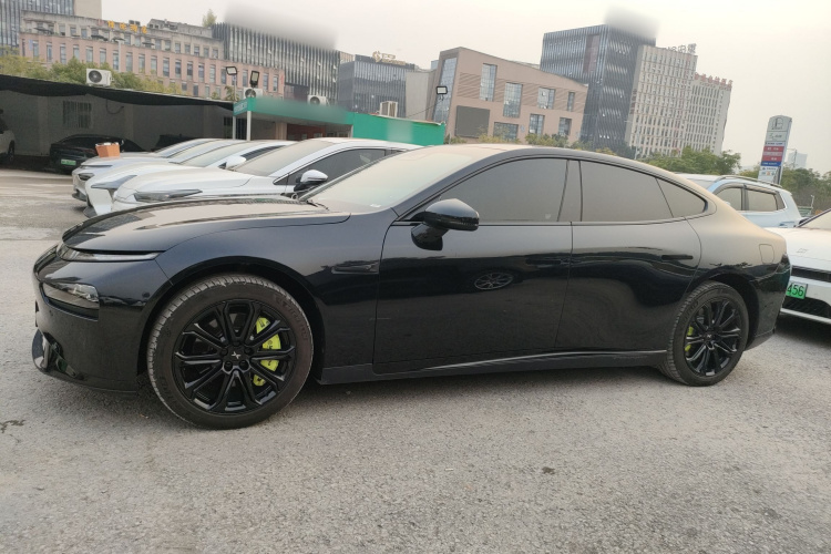 小鹏P7 2022款 562E性能版车身外观6003