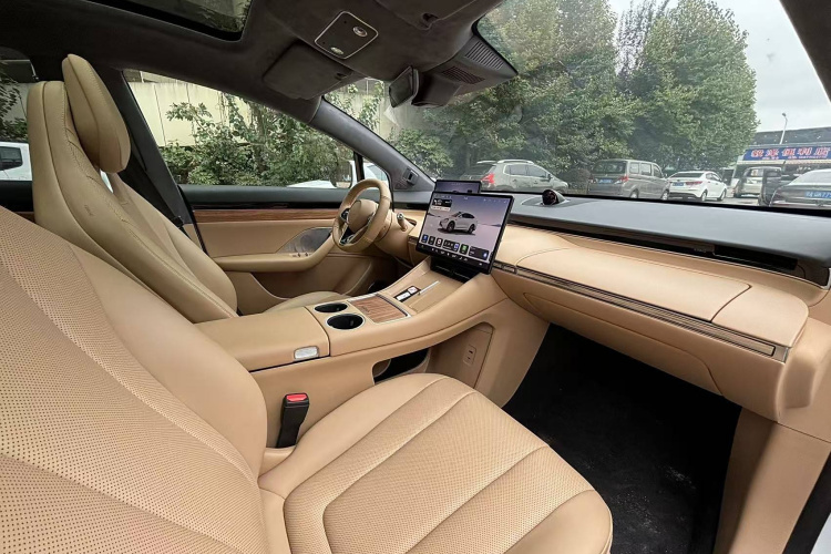 鸿蒙智行 智界R7 2024款 纯电 736km UItra中控内饰7008