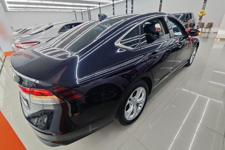 本田 雅阁 2023款 260TURBO 智享版车身外观7