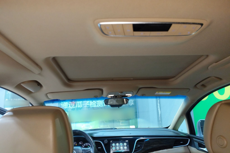 别克GL8 2017款 ES 28T 豪华型 国V中控内饰22