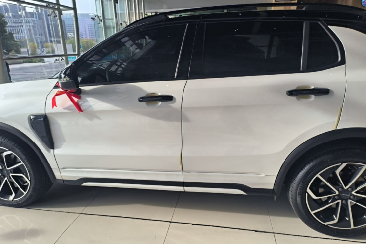 领克01 EM-P 2023款 1.5TD EM-P AM车身外观6003