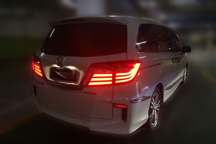 本田 艾力绅 2016款 2.4L 豪华版车身外观6005