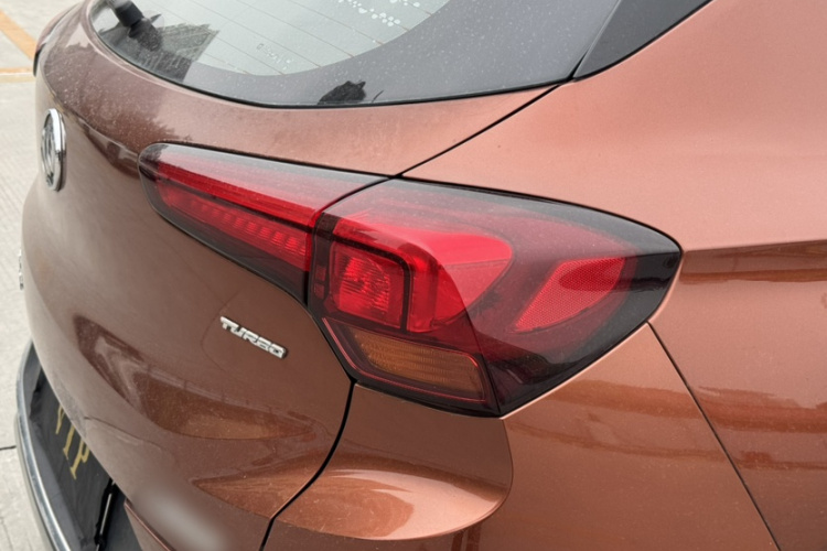 别克 昂科拉GX 2020款 20T CVT两驱旗舰型车身外观6010