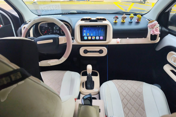 荣威 科莱威CLEVER 2022款 311km元气啵啵版中控内饰12