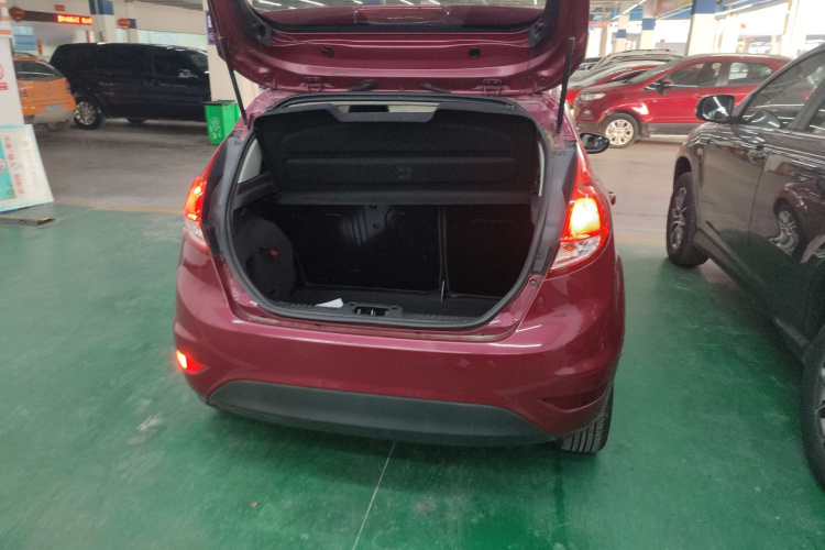 福特 嘉年华 2013款 两厢 1.5L 自动时尚型局部细节23