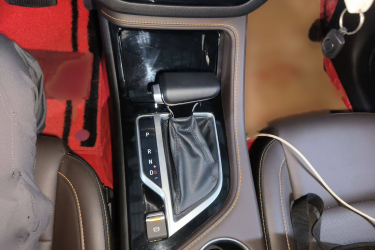 长安CS35PLUS 2019款 1.6L 自动酷联版局部细节18