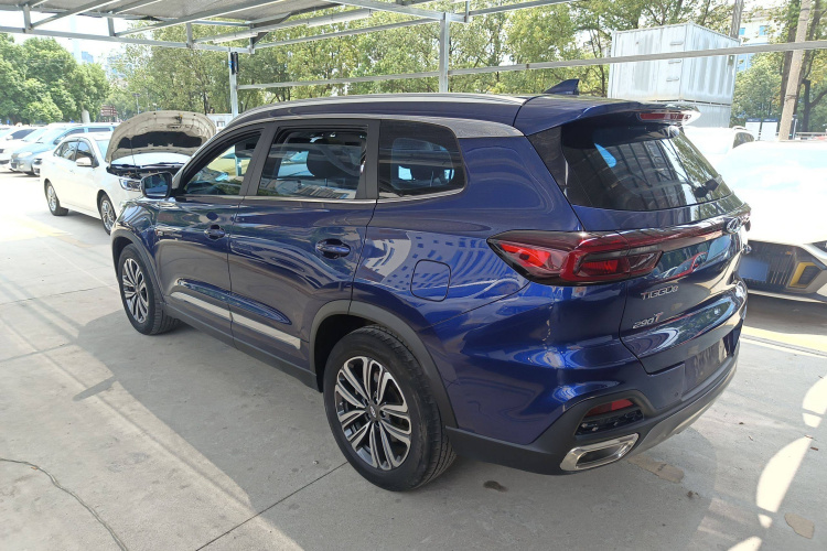 奇瑞 瑞虎8 2020款 改款 290TGDI 自动豪华版车身外观4