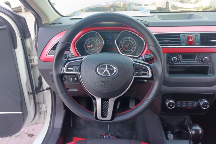 江汽集团 瑞风S2 2015款 1.5L CVT豪华型局部细节13