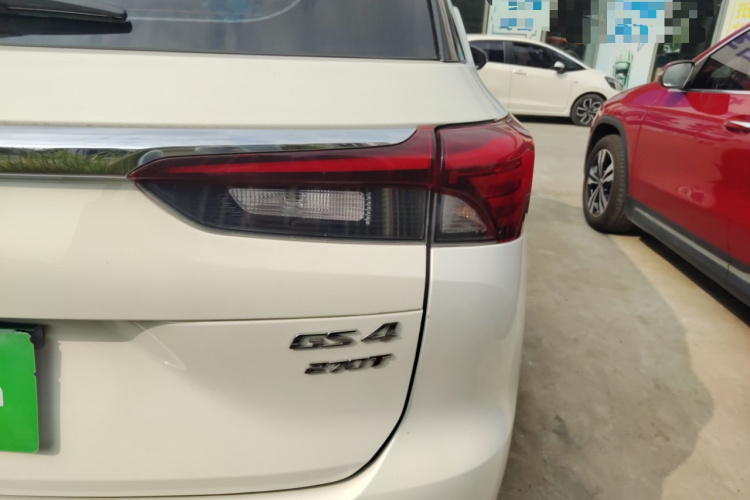 广汽传祺 传祺GS4 2022款 270T 自动智行科技版车身外观9