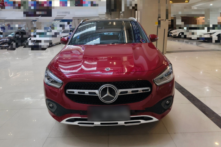 奔驰GLA 2023款 GLA 220车身外观2