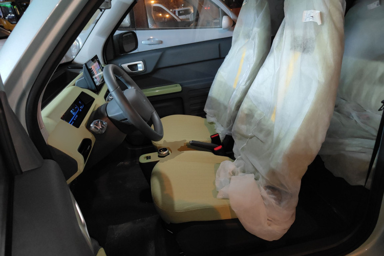 吉利银河 2024款 熊猫mini 200km 耐力熊局部细节19