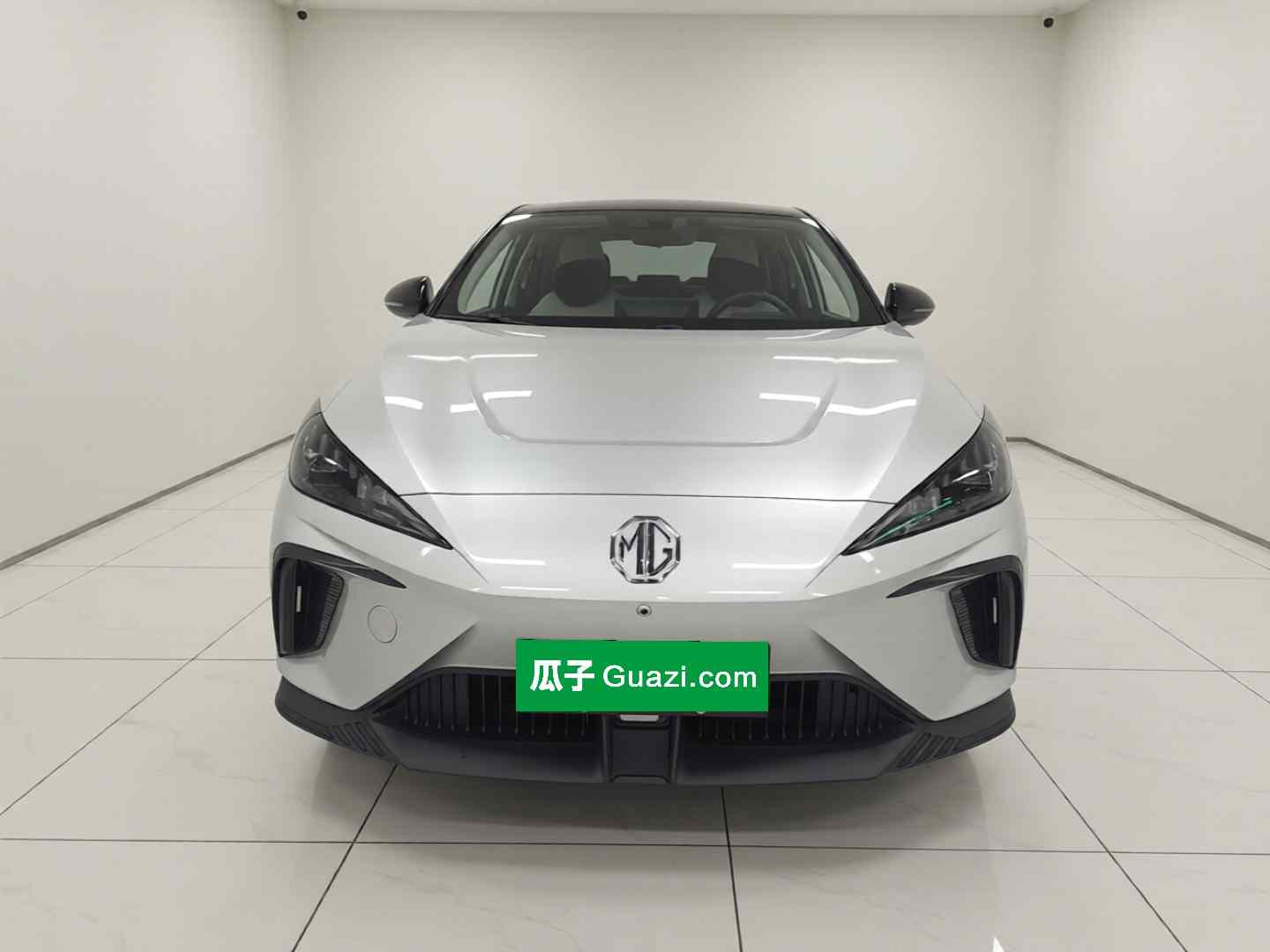 名爵 MG4 EV 2023款 415km 出海冠军版(1)
