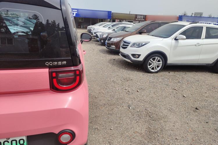 奇瑞新能源 QQ冰淇淋 2022款 120km 甜筒 磷酸铁锂车身外观6006