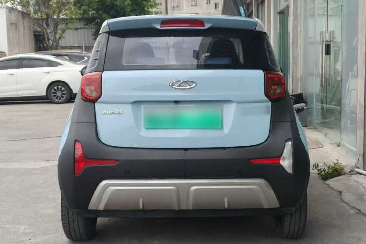 奇瑞 小蚂蚁 2023款 301km 挚爱版 磷酸铁锂车身外观6005