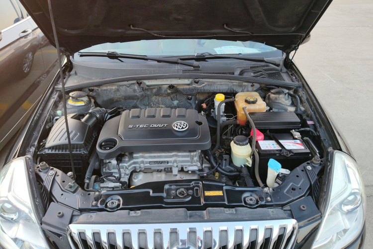 别克 凯越 2015款 1.5L 自动经典型机舱底盘24