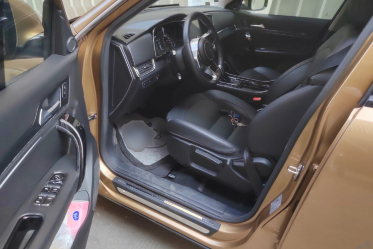 众泰T600 Coupe 2017款 1.5T 自动尊享型中控内饰20