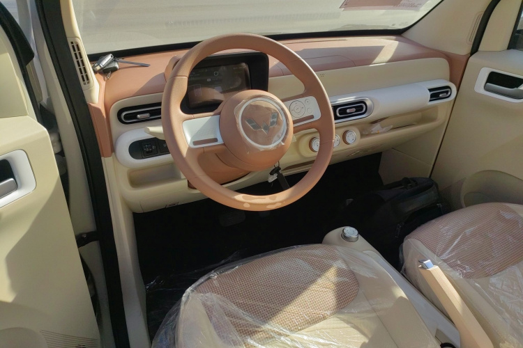 五菱汽车 宏光MINIEV 2024款 第三代 215km 青春版中控内饰12