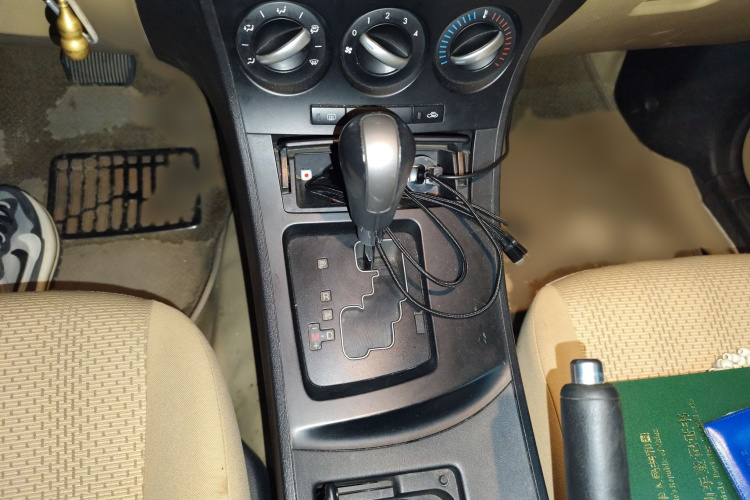 马自达3星骋 2011款 三厢 1.6L 自动精英型局部细节18