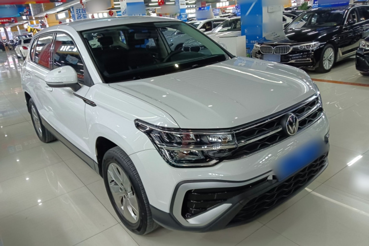 大众 途岳 2023款 300TSI 两驱新月版车身外观3