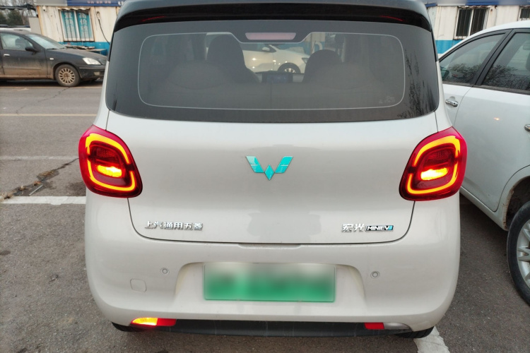 五菱汽车 宏光MINIEV 2025款 四门版 臻享+款车身外观6