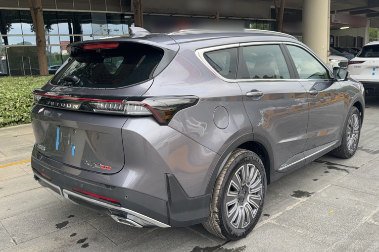 捷途X70 PLUS 2025款 1.5T 精英版 5座车身外观6003