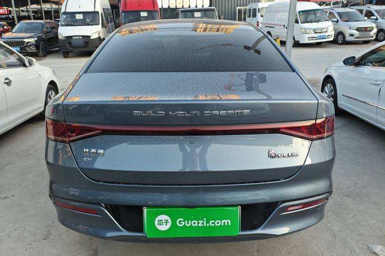 比亚迪 秦PLUS 2024款 荣耀版 EV 510KM领先型车身外观6