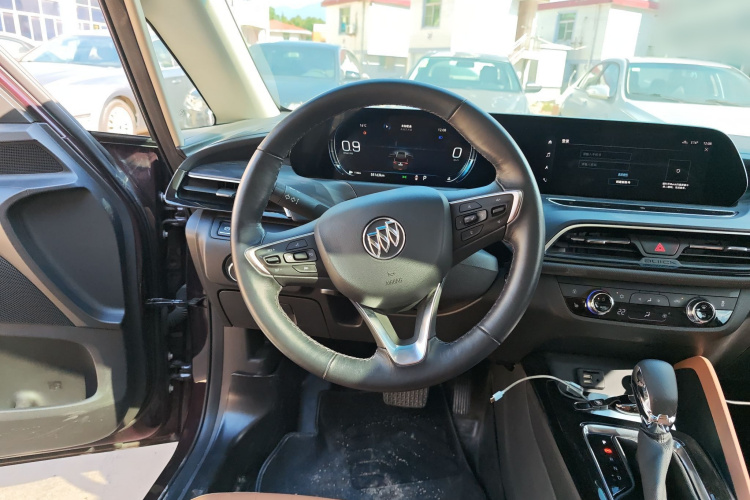 别克GL6 2021款 323T 轻混动互联豪华型中控内饰13