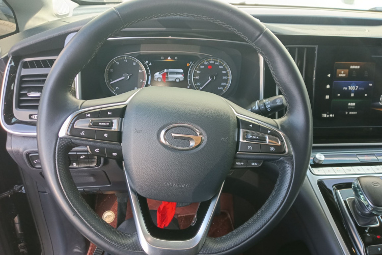 广汽传祺 传祺M8 2023款 领秀系列 390T 尊享版局部细节13