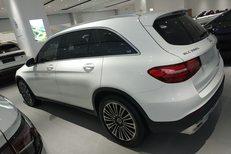奔驰GLC 2019款 GLC 200 L 4MATIC车身外观4