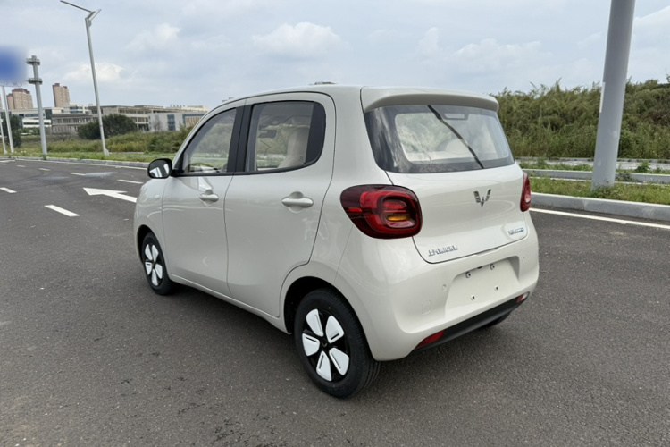 五菱汽车 宏光MINIEV 2025款 四门版 进阶款车身外观6003