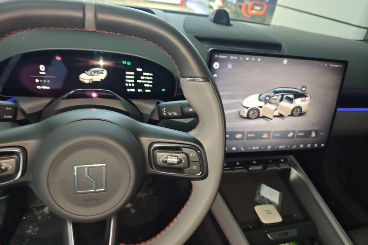 极氪007GT 2025款 后驱智驾版 75kWh局部细节18