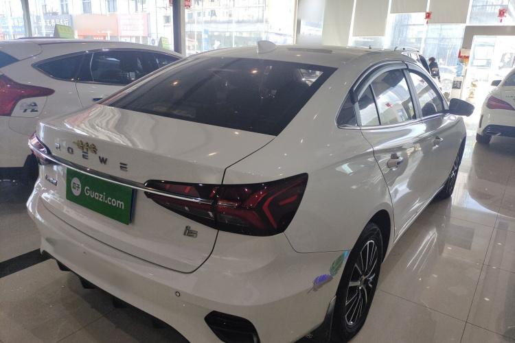 荣威i5 2021款 改款 1.5L CVT钻石版车身外观7