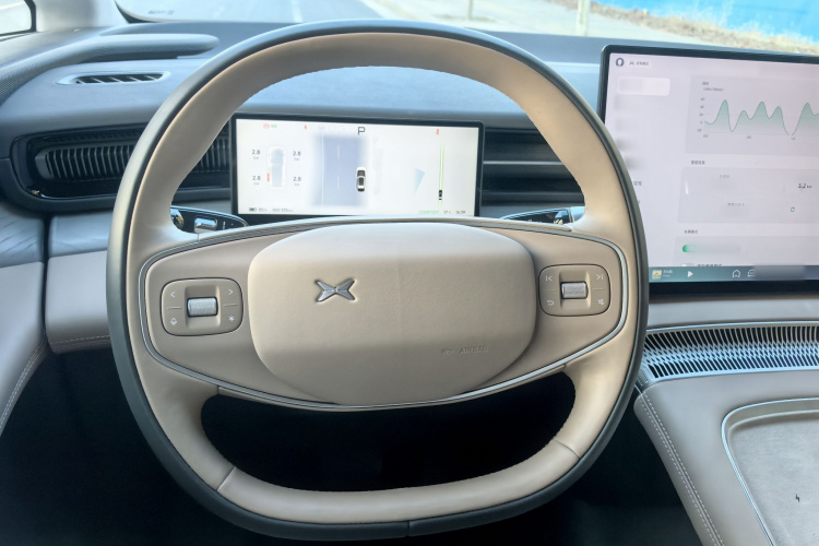 小鹏X9 2025款 740超长续航 Max局部细节13