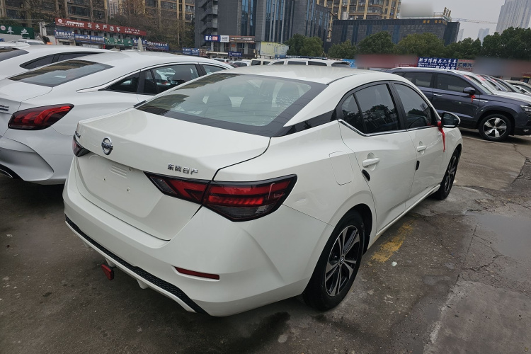 日产 轩逸 2020款 改款 1.6L XL CVT悦享版车身外观7