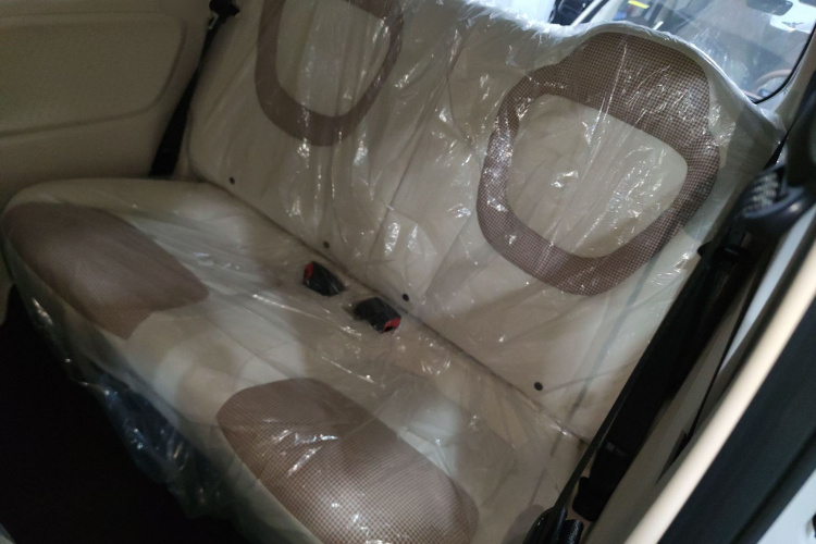 五菱汽车 宏光MINIEV 2024款 第三代 215km 青春版中控内饰21