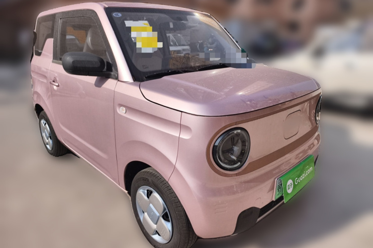 吉利银河 2024款 熊猫mini 200km 耐力熊车身外观3