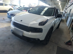 领克01 2017款 2.0T 四驱劲Pro版