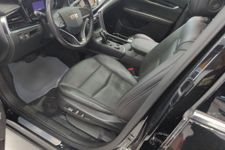 凯迪拉克XT6 2022款 2.0T 六座四驱豪华型局部细节19