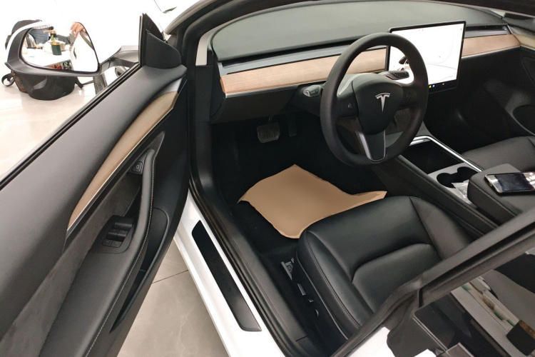 特斯拉 Model 3 2021款 改款 标准续航后驱升级版 3D1中控内饰20