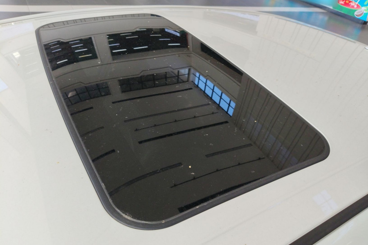 丰田 亚洲龙 2023款 2.0L 进取版局部细节57