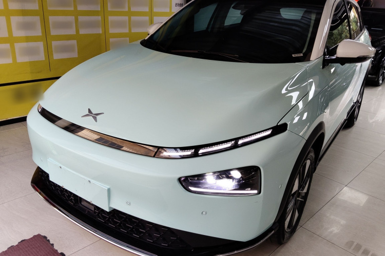 小鹏G3 2021款 G3i 460N车身外观1