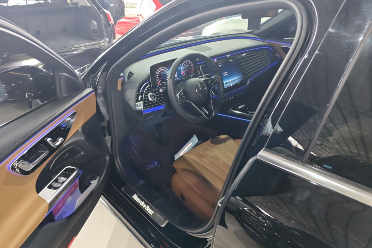 奔驰E级 2024款 E 260 L局部细节19